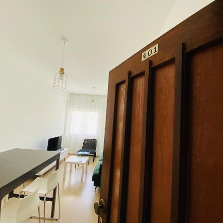 Simple One Bedroom Flat In Engomi Esterno foto